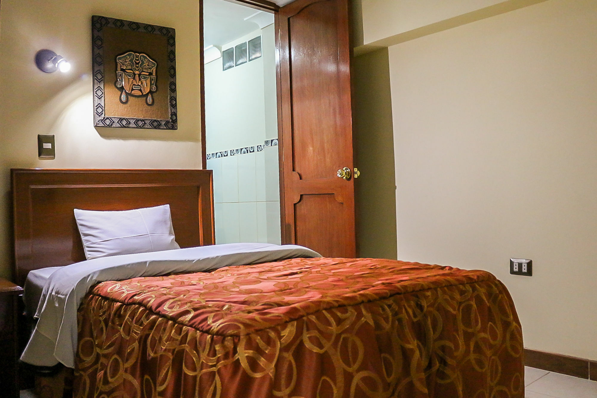 Hotel Elmer-Z Куско Екстериор снимка